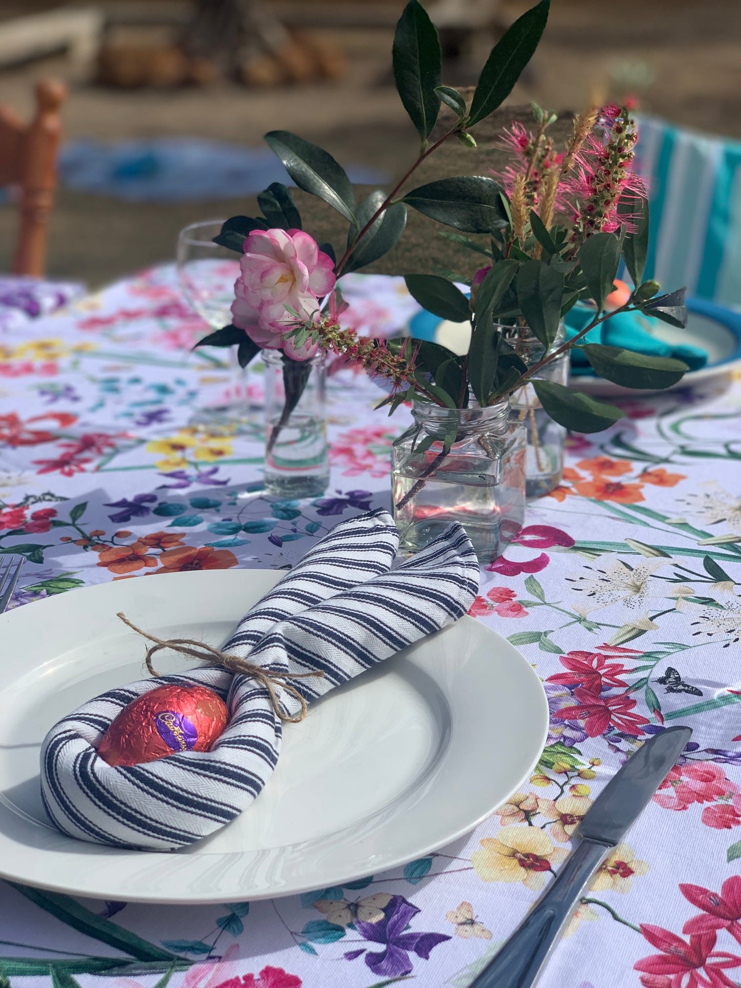 Orchid Bloom weighted tablecloth