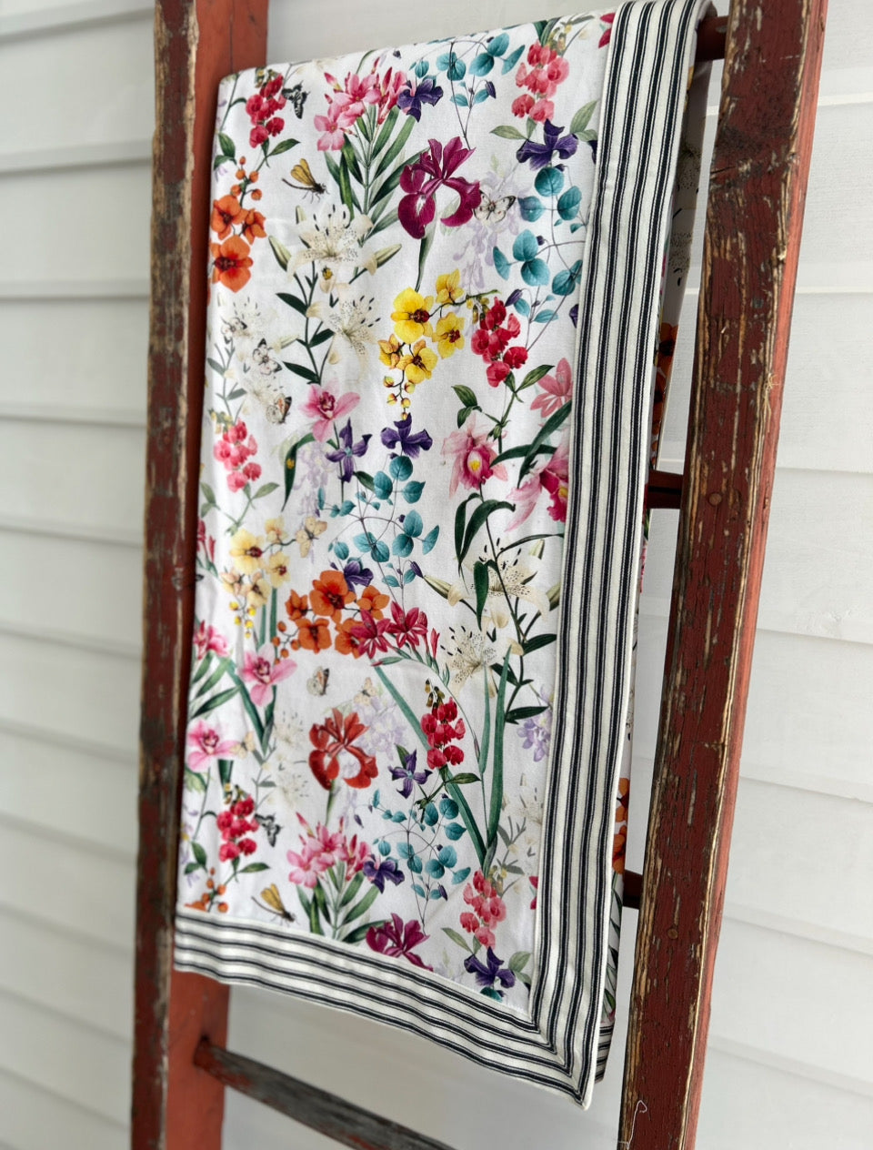 Orchid Bloom weighted tablecloth